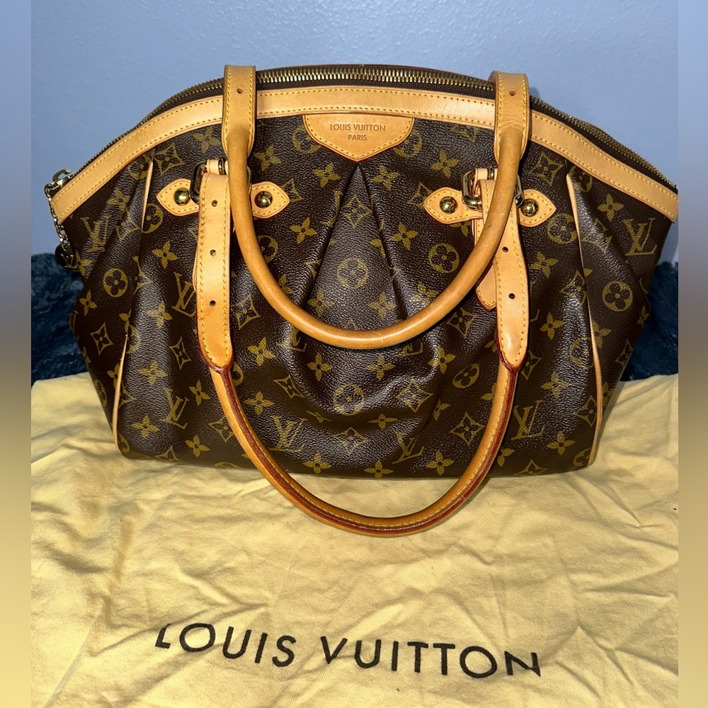 Louis Vuitton Tivoli PM Shoulder Bag Monogram - Picture 3 of 7